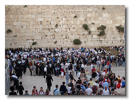 Shabbat at the Western Wall
